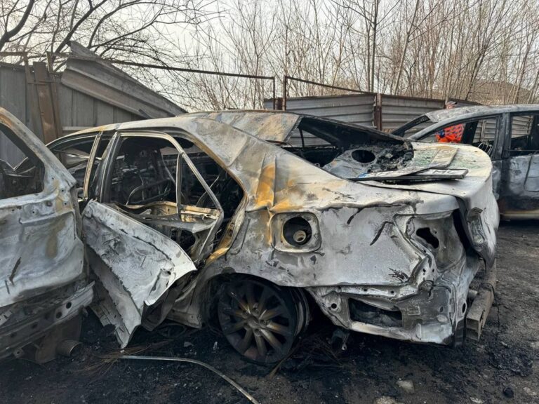 Атака дронів на Дніпро: з’явилися фото наслідків