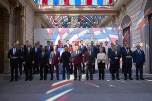 Без категорії - Союзники планують розмістити повітряні та морські сили в Україні