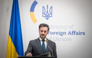 Новини України - МЗС застерігає від участі іноземних військ у параді в Москві 9 травня