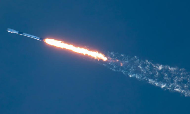 Нова ракета Falcon 9 вивела на орбіту ще 27 супутників Starlink