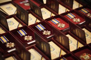 Новини України - Президент вручив відзнаки воїнам-прикордонникам
