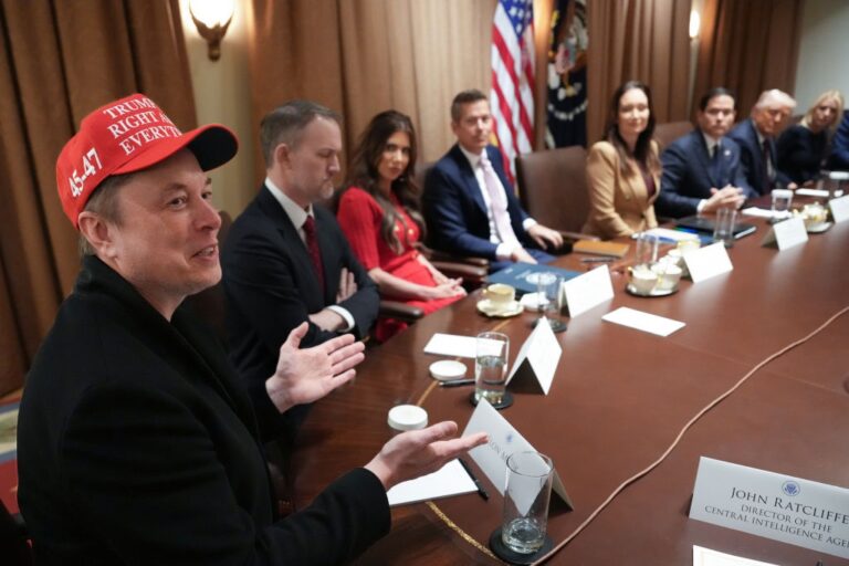 Самі збитки. Маску набридла робота на Трампа