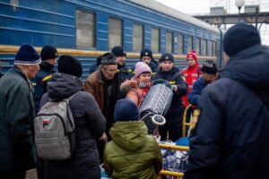 Новини України - З громад Донеччини за тиждень евакуйовано 66 дітей з родинами