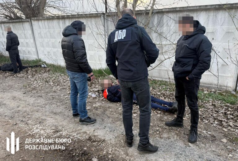 Затримано військового, який пішов у СЗЧ та займався збутом психотропів