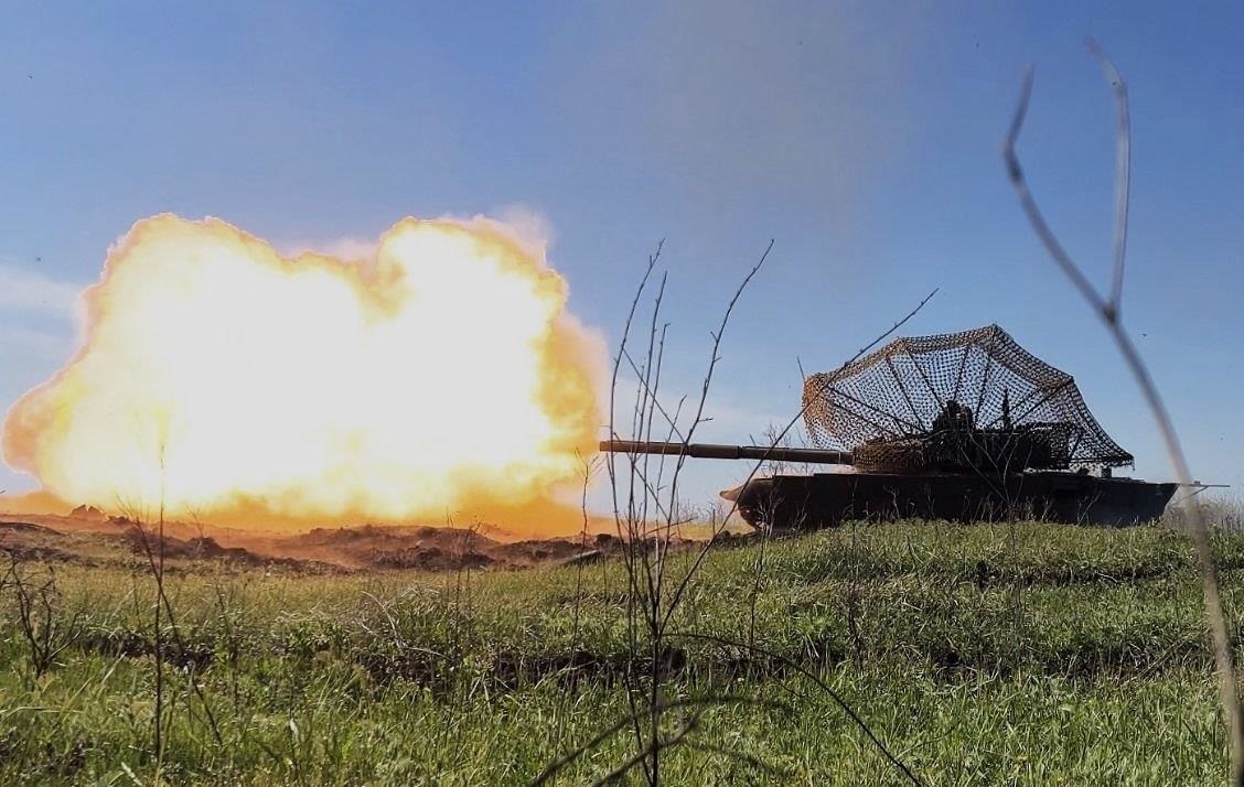 Новини України - ЗСУ відбивають атаки 11 напрямках з початку доби