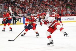 Новини спорту - Кубок Стенлі: Кароліна не залишила шансів Флориді