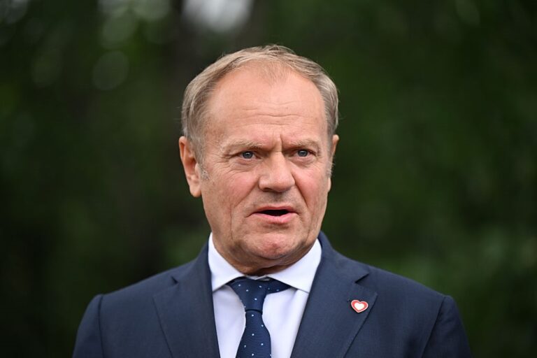 Туск оцінив переговори з РФ: “попереду важкі часи”
