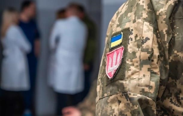 У Прилуках на працівника ТЦК напали з ножем