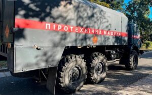 Новини України - У Сумах юнаки погрожували "підірвати" школу і вимагали 3 мільйони