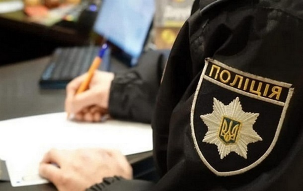 В парку у Києві виявили повішеного чоловіка