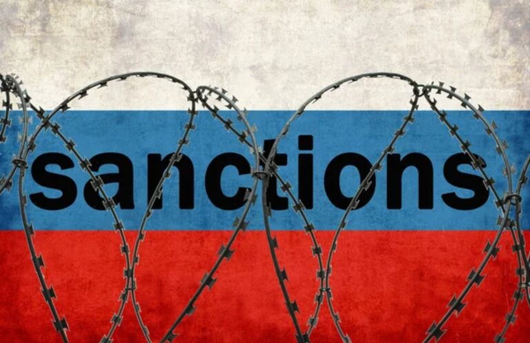 ЄС активно розробляє 18-й пакет санкцій проти РФ. Що він міститиме