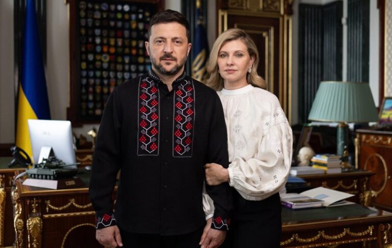 Зеленський привітав українців з Днем вишиванки
