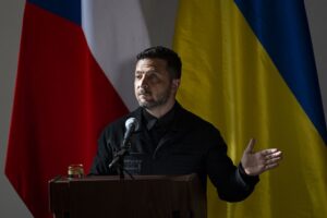 Новини України - Зеленський відреагував на можливу "загрозу" чеській ініціативі