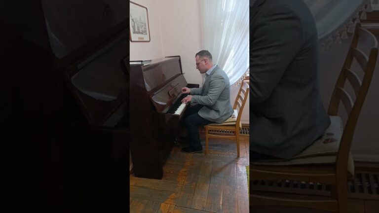 В Будинку-музеї Тараса Шевченка в Києві  #music #art #artist