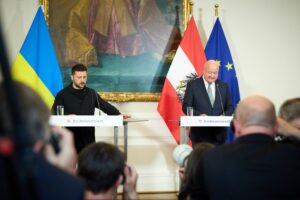 Новини світу - Австрія допоможе повернути викрадених Росією дітей