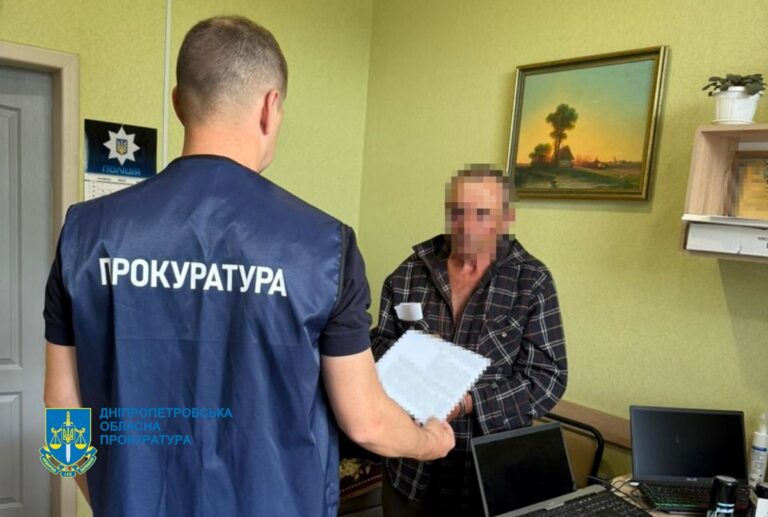 На Дніпропетровщині чоловік кинув гранату сусідам через сварку