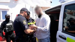 Поліцейські екстрадували організатора злочинної групи паліїв, який переховувався за кордоном