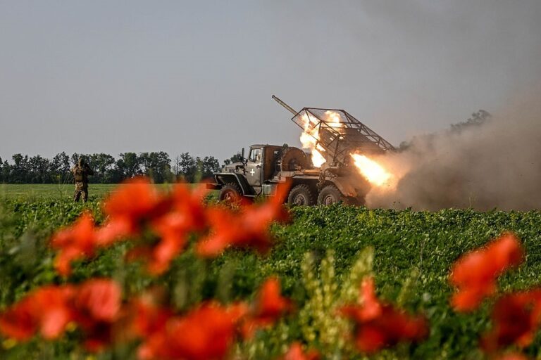 РФ підходить до Дніпропетровщини. Бої на кордоні