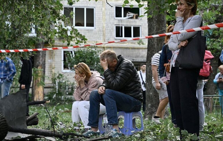 У Києві оголошено День жалоби за жертвами атаки РФ