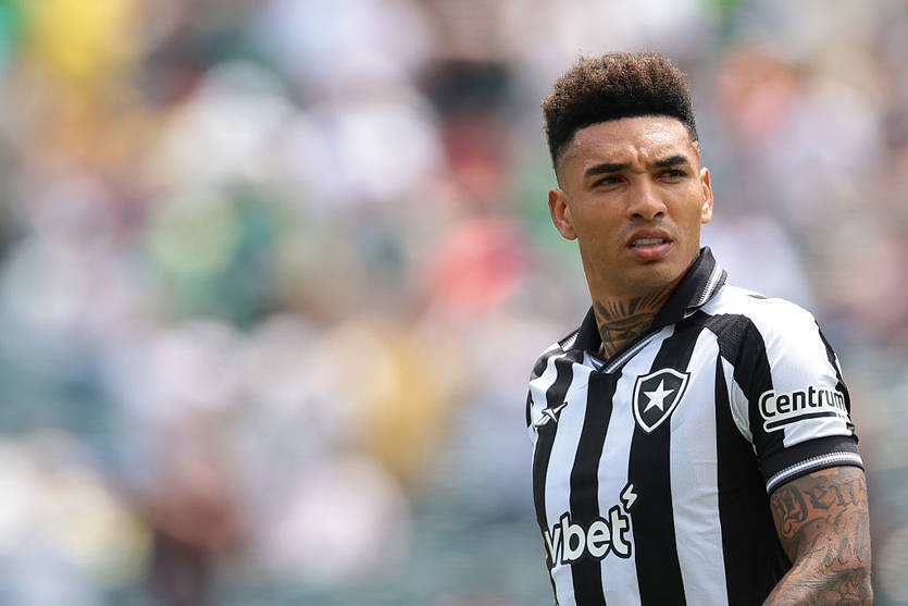 Новини спорту - Бразильський форвард переходить до сенсаційного клубу АПЛ