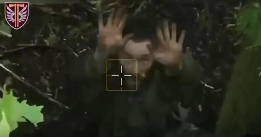 Новини України - Десантники взяли в полон офіцера РФ