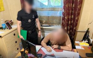 Новини України - Двох комбатів ЗСУ і начштабів спіймали на незаконних виплатах