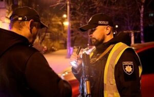 Новини України - На Донеччині в прифронтовій зоні ввели тривалу комендантську годину