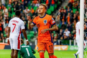 Новини спорту - Наполі посилює позиції атакувальної лінії універсальним вінгером із ПСВ