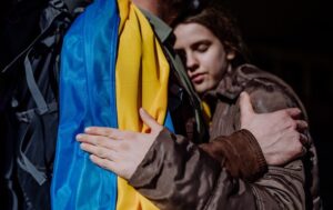 Новини України - Опитування показало, чи зберігають українці єдність під час війни