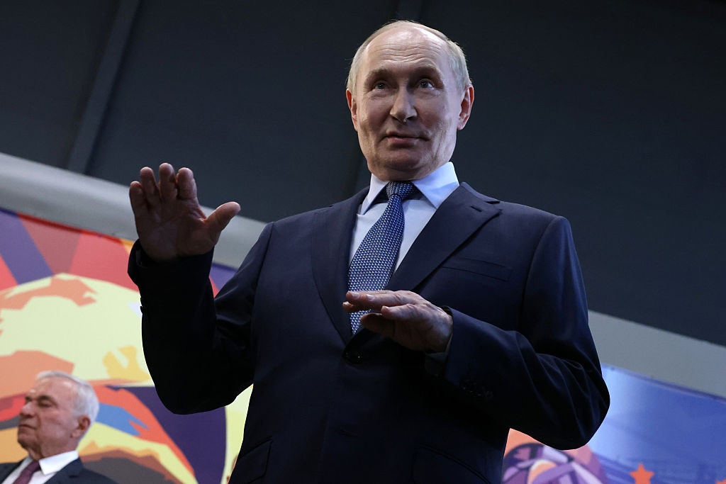 Новини світу - Путін дав нові повноваження ФСБ - зовнішня розвідка