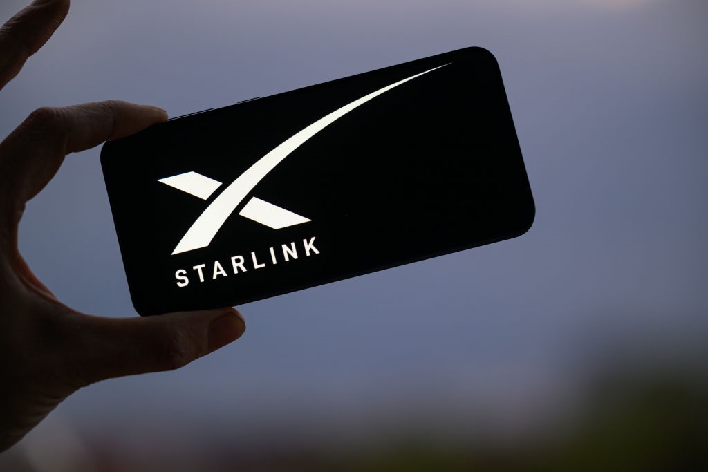 Новини бізнесу - Starlink здобув остаточний дозвіл на роботу в Індії
