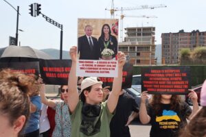 Новини спорту - У Грузії вийшли на протести проти "цих свиней, росіян" на ЧС з фехтування