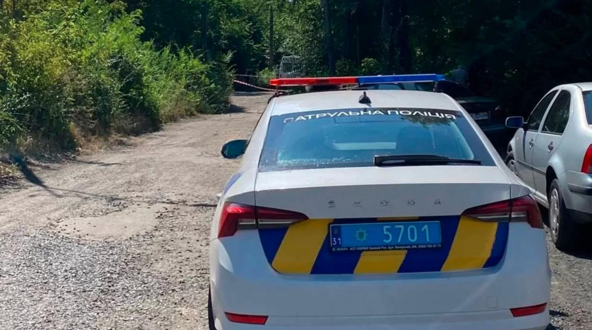 Новини України - У Кривому Розі чоловік ударив викруткою поліцейського та працівника ТЦК