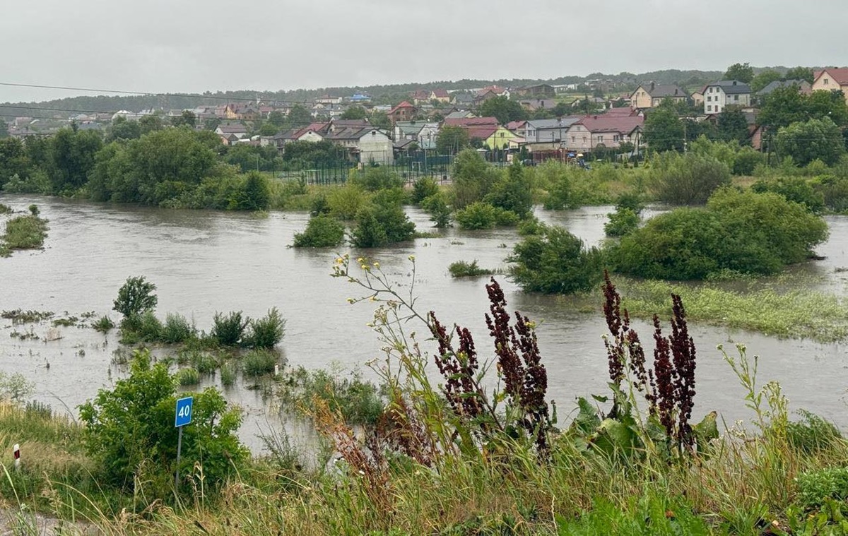 Новини України - У Львові підтоплення через сильні дощі