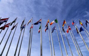 Новини світу - В ЄС схвалили 18-й пакет санкцій проти Росії - ЗМІ