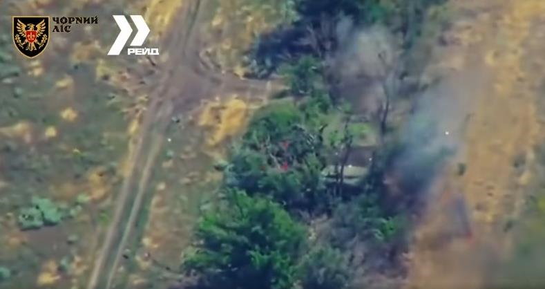 Новини України - Військові показали знищення російського ЗРК Бук-М1