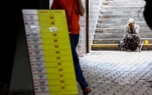 Новини бізнесу - Долар і євро дорожчають в обмінниках