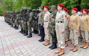 Новини світу - ГУР назвало росіян, що готують викрадених українських дітей для армії РФ