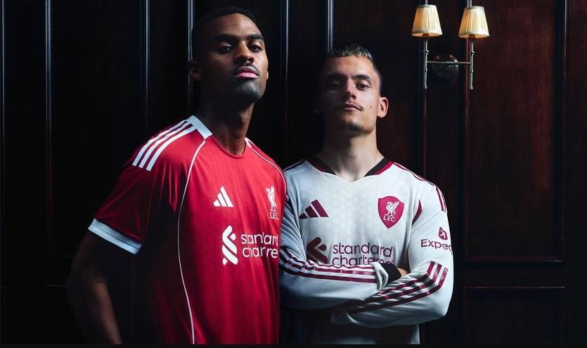 Новини спорту - Ліверпуль вразив новими дизайнами форми на сезон