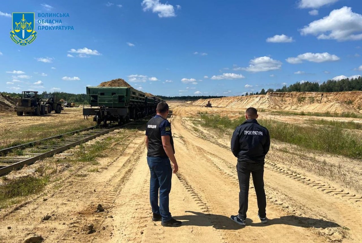 Новини України - На Волині викрили масштабне розкрадання піску з кар’єру Укрзалізниці