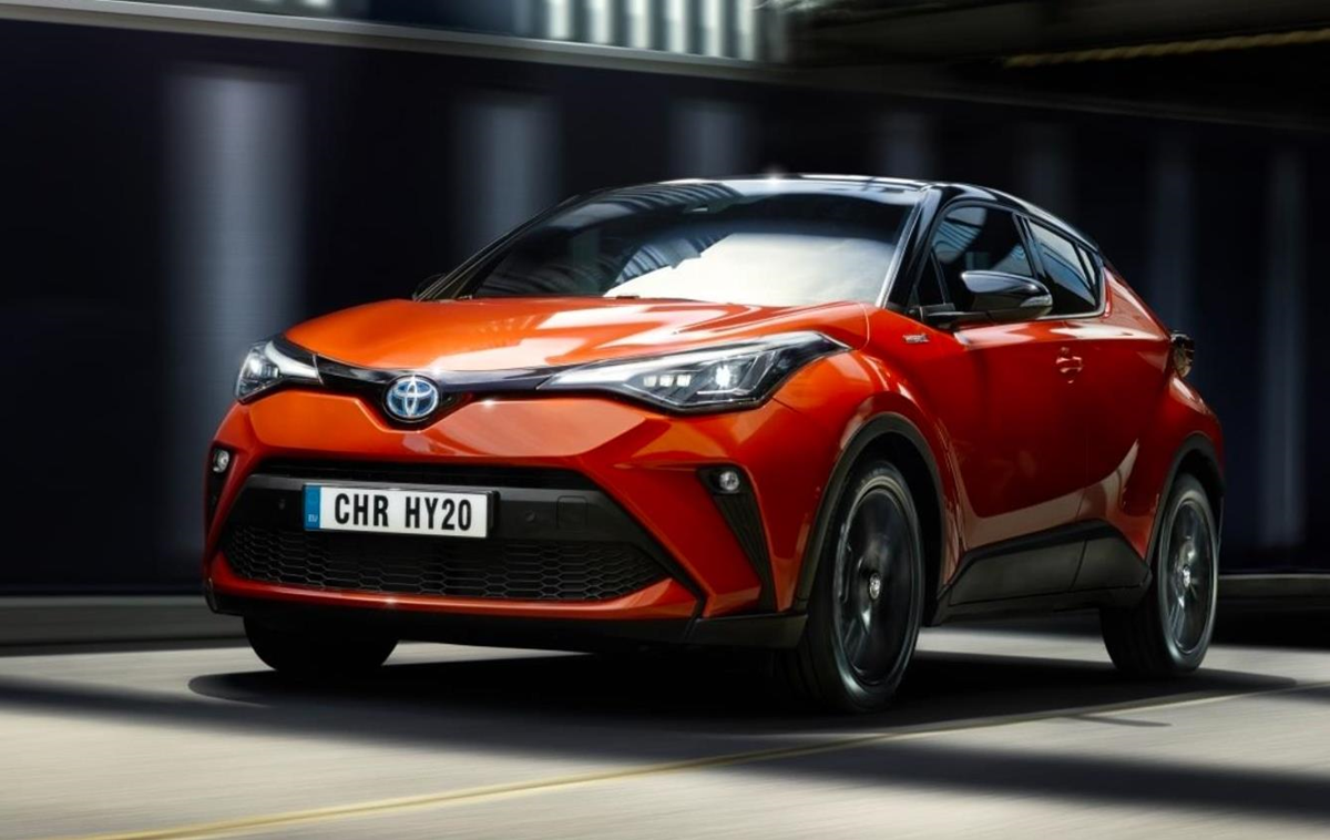 Авто новини - Названо ТОП-10 автомобілів, які українці купили в салонах у липні