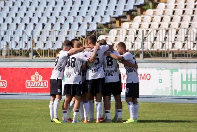 Полтава святкує свою першу перемогу в УПЛ у матчі з Вересом