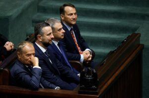 Новини світу - Туск розкритикував першу промову Навроцького