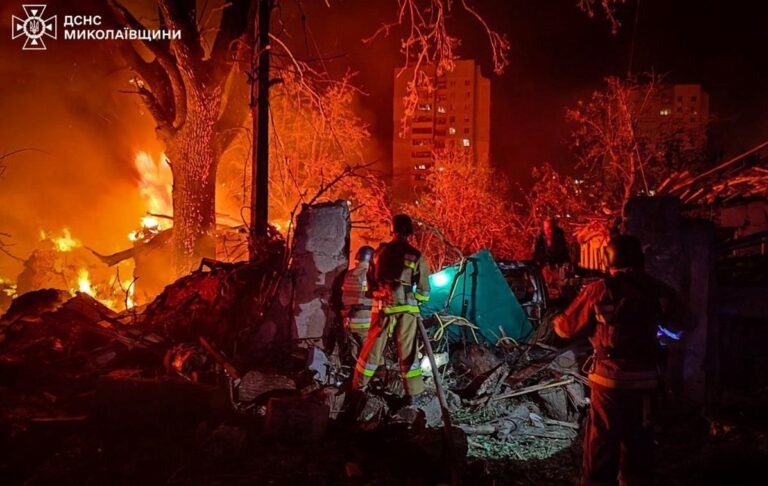 Удар по Миколаєву: пошкоджено понад 30 будинків