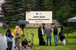 Новини світу - ЗМІ розсекретили знайдені документи з деталями зустрічі Трампа і Путіна