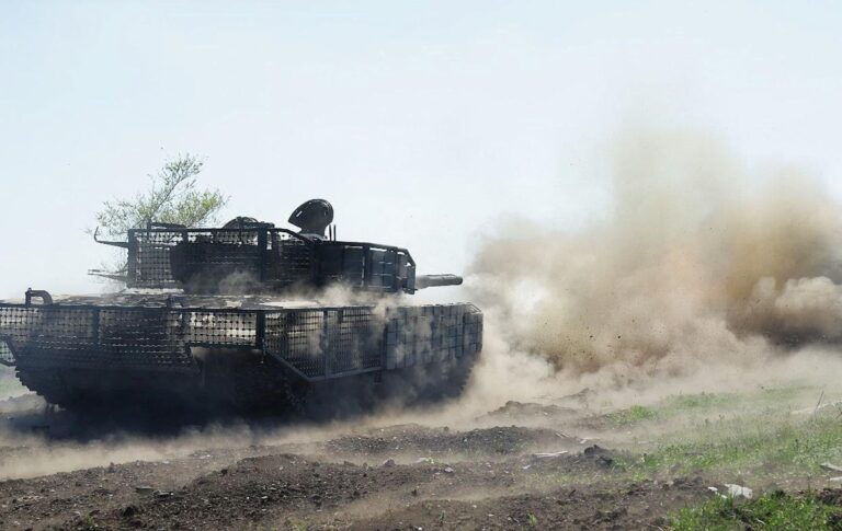 Армія РФ наступає на 12 напрямках – Генштаб