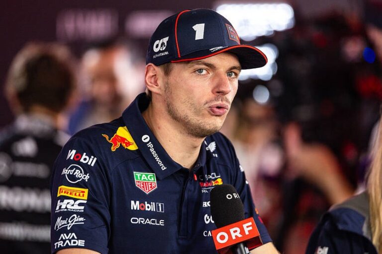 Чемпіон Формули-1 візьме участь у перегонах класу GT