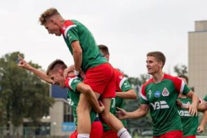 Новини спорту - Команда Олега Шандрука не змогла обійти Локомотив у Кубку України