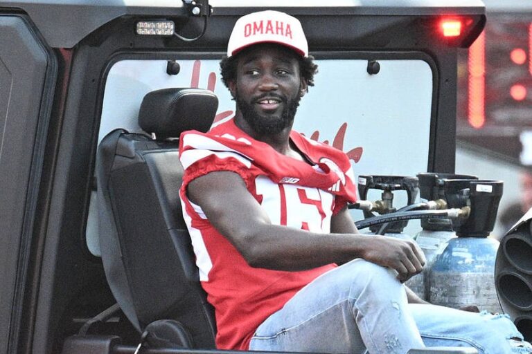 Кроуфорд: Перемога над Канело буде варта більше, ніж гроші