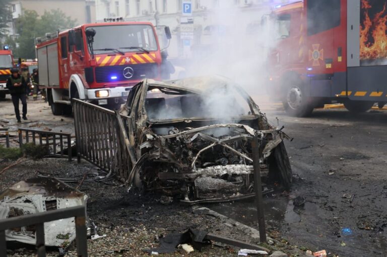 Рідкісна атака. Дроновий удар по Дніпру і Харкову